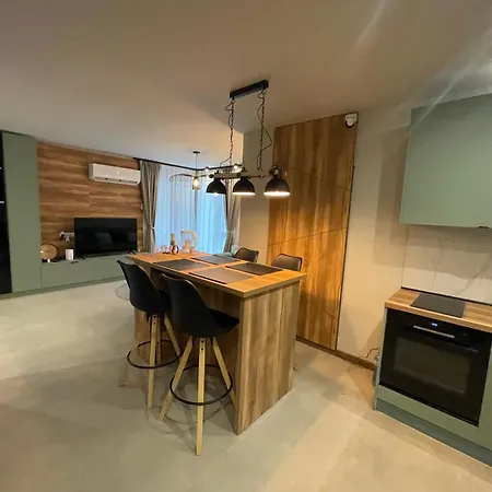 Luxurious, Modern And Spacious For Up To 4 With Private Office At Secret Garden, Life * Sozopol