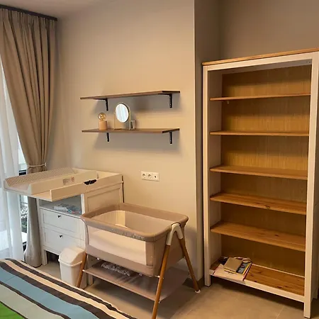 Luxurious, Modern And Spacious For Up To 4 With Private Office At Secret Garden, Life Apartmán